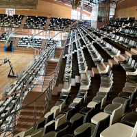El pabellón de La Granadilla completa su transformación con su nueva grada renovada