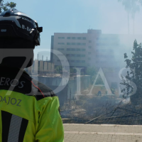 Incendio en las obras de la piscina de la margen derecha de Badajoz