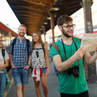 Vuelve el Verano Joven con descuentos de hasta un 90% en viajes de tren y autobús