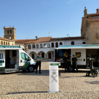 La Guardia Civil lleva las denuncias a las plazas de los pueblos: nace la Oficina Móvil de Cáceres
