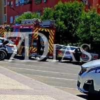 Incendio de vivienda en la barriada pacense de San Fernando