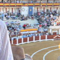 Condenan pintadas en la Plaza de Toros de Cáceres