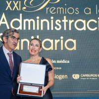 Guardiola recibe un premio por la inversión y la transformación de la sanidad extremeña