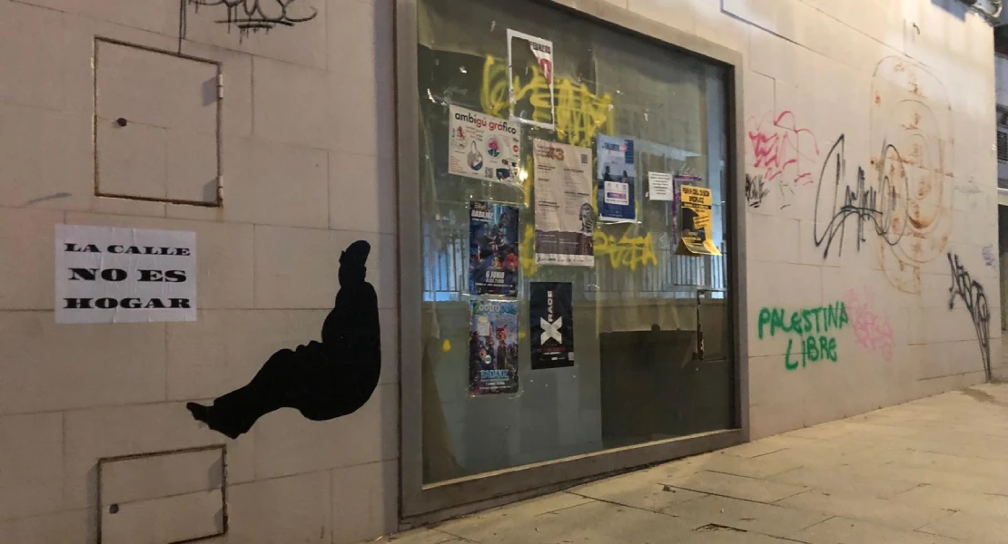 Las calles de Badajoz visibilizan la realidad del sinhogarismo a través de esta campaña