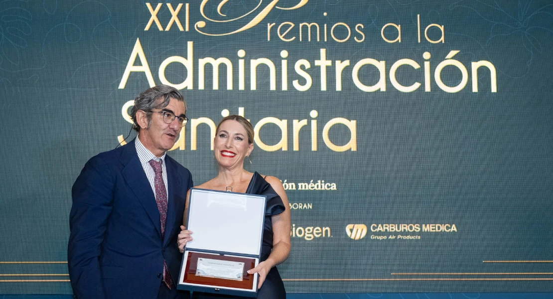 Guardiola recibe un premio por la inversión y la transformación de la sanidad extremeña