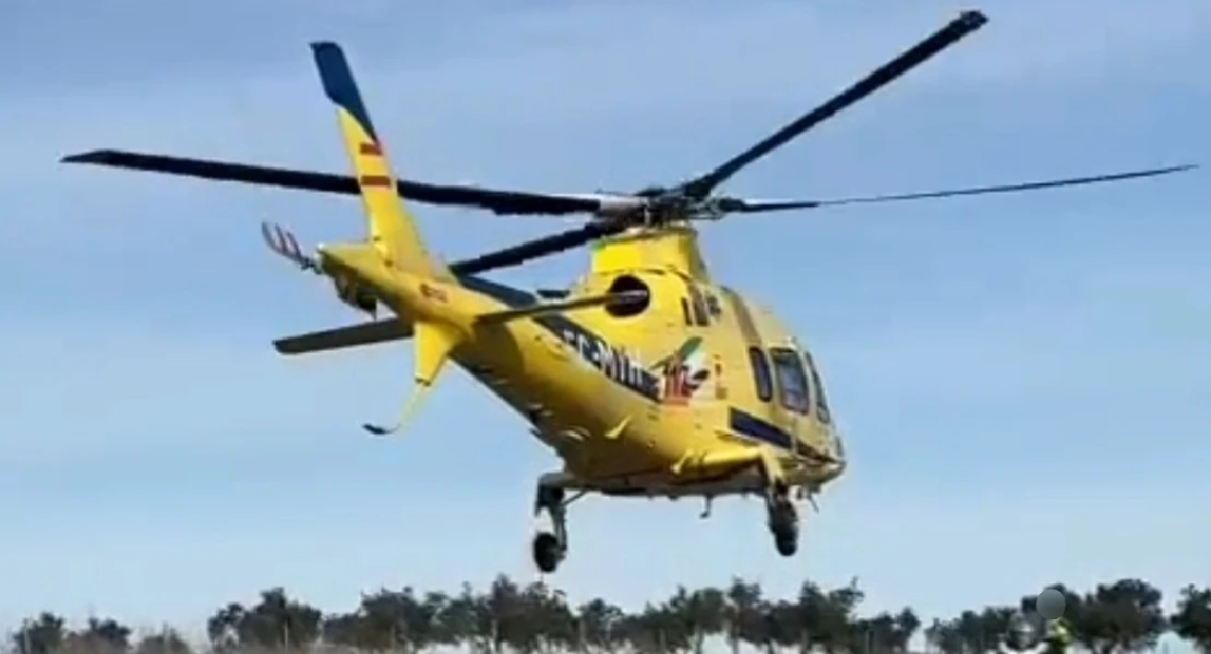 Un trabajador trasladado en helicóptero tras sufrir una grave caída de altura en Torrejón el Rubio (CC)