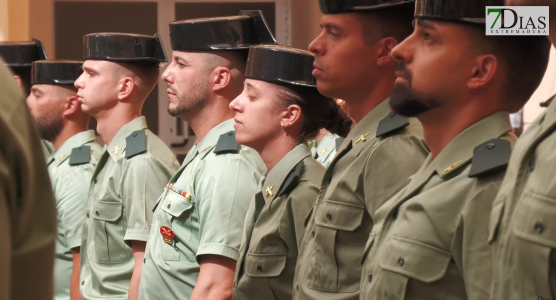 Guardias civiles en prácticas en Badajoz "obligados a compartir chaleco de protección"