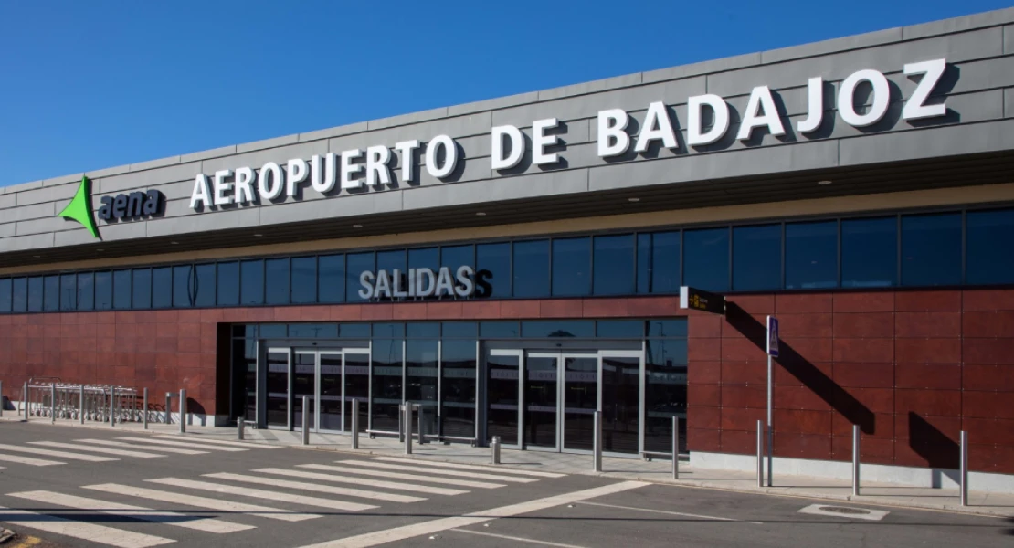 Luz verde a 14 M€ para garantizar los vuelos de Badajoz con Madrid y Barcelona hasta 2028