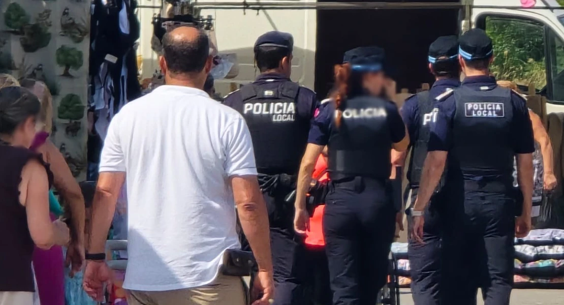 Los vendedores del mercadillos de Badajoz hartos de los controles de ASPEX: “Echan a los clientes”
