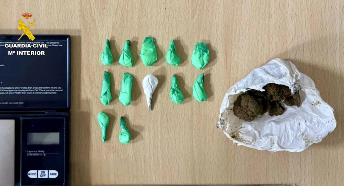 La Guardia Civil detiene a tres jóvenes por tráfico de drogas en la provincia de Cáceres