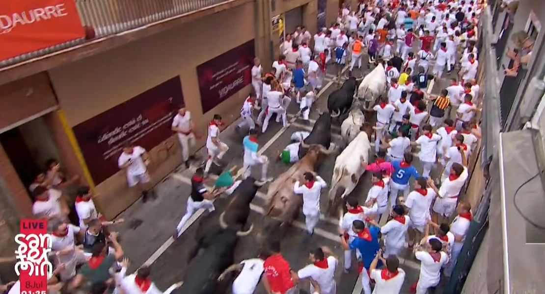 El segundo encierro de los Sanfermines deja el primer herido por asta de toro