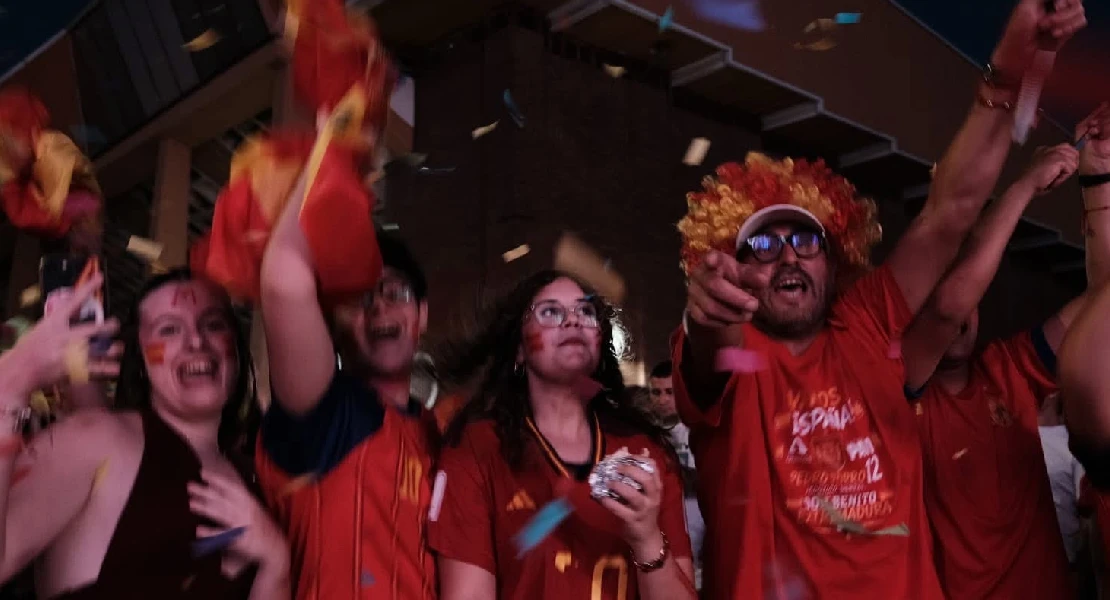Así celebró Don Benito la victoria de Pedro Porro en la final del Mundial