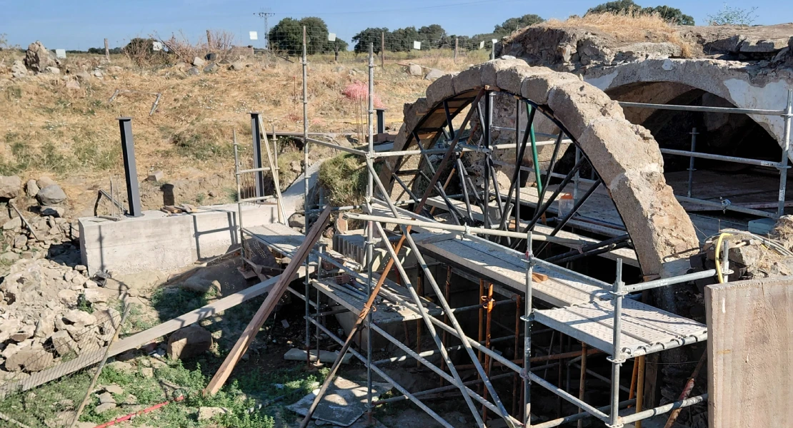 La técnica del 'hermano gemelo' favorece los avances en la restauración de la ermita de San Jorge