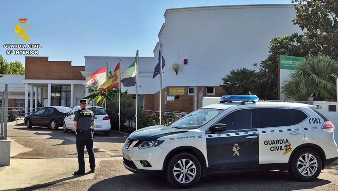 Una antigua trabajadora roba joyas de una residencia extremeña