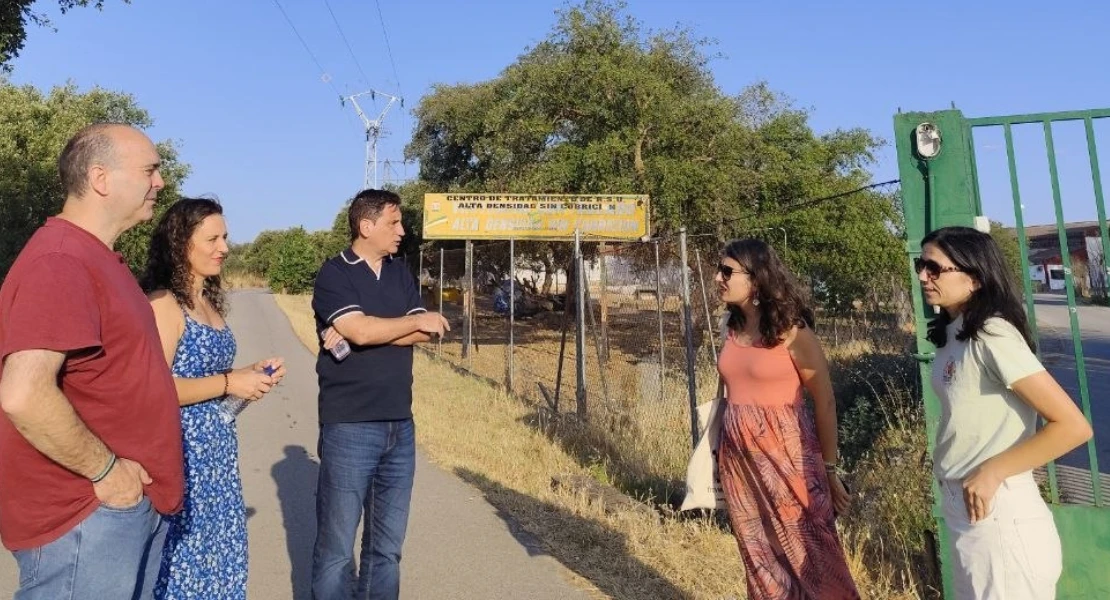 De Miguel denuncia las “lamentables instalaciones” del Centro de Protección Animal de Badajoz