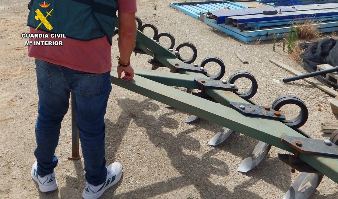Pillan a un jornalero en Cáceres que robaba a su jefe y vendía los aperos agrícolas por internet