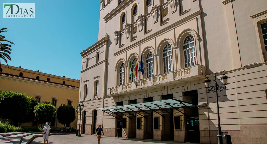 El López de Ayala será reformado para mejorar la accesibilidad del teatro