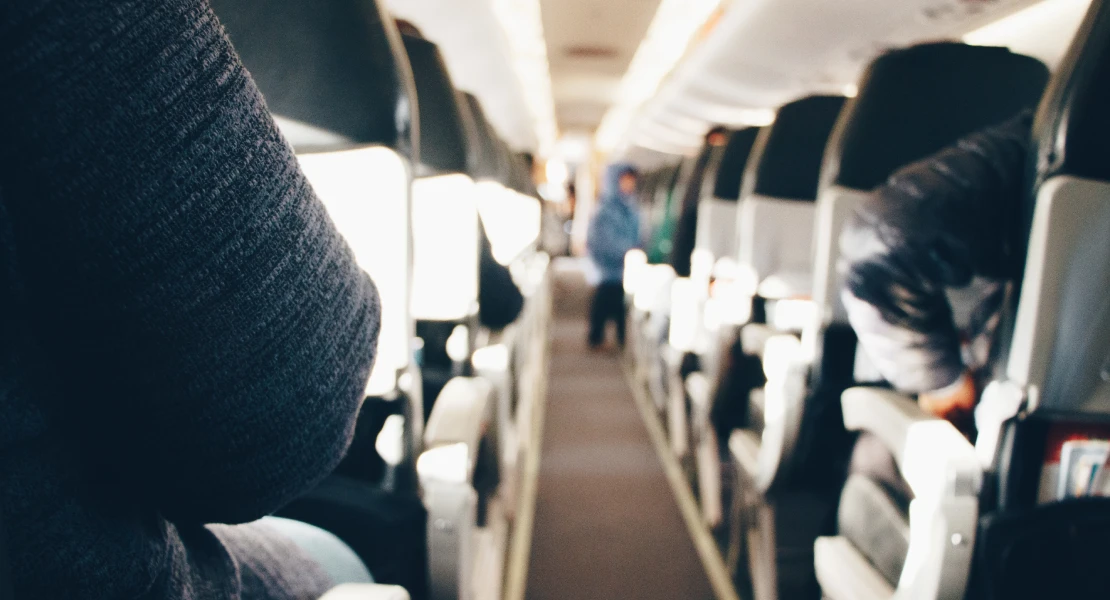 La nueva normativa para los pasajeros de aviones: "La valoramos negativamente"