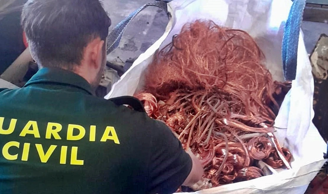 Detenida una pareja de Almendralejo por el robo de cable y material eléctrico
