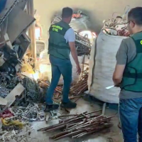 Desvalijan un club hostelero en Puebla de Sancho Pérez: se llevan hasta las ventanas y las tuberías