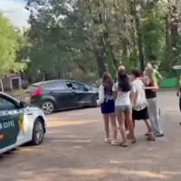 Desalojan un camping y los turistas permanecen en el interior del Monasterio de Cuacos de Yuste