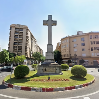 Profesionales del ámbito cultural exigen la retirada de la Cruz de los Caídos de Cáceres