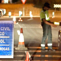 La DGT intensifica los controles de alcohol y drogas en carretera esta semana
