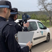 Alcohol, drogas y patinetes ilegales: el último despliegue policial en Los Santos de Maimona