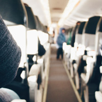 La nueva normativa para los pasajeros de aviones: "La valoramos negativamente"