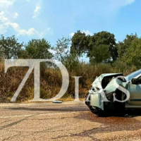 Tres heridos en una colisión frontal en la EX-110