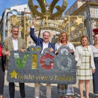 Ya es Navidad en la ciudad de Vigo: comienza el montaje de luces en plena ola de calor
