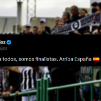 La polémica por el "Arriba España" del CD Badajoz llega a la política y el club responde con ironía