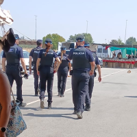 Los vendedores del mercadillo de Badajoz hartos de los controles de ASPEX: “Echan a los clientes”