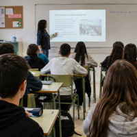 El PSOE de Extremadura celebra el avance de la ley del Gobierno para reducir ratios