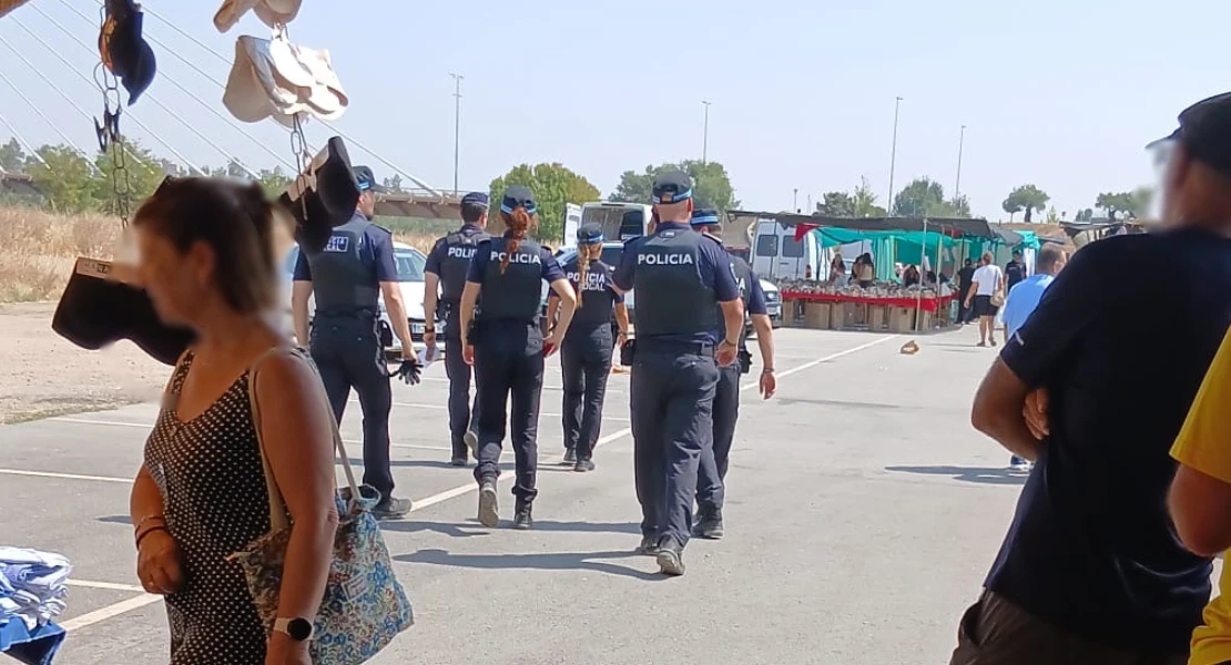 Los vendedores del mercadillos de Badajoz hartos de los controles de ASPEX: “Echan a los clientes”