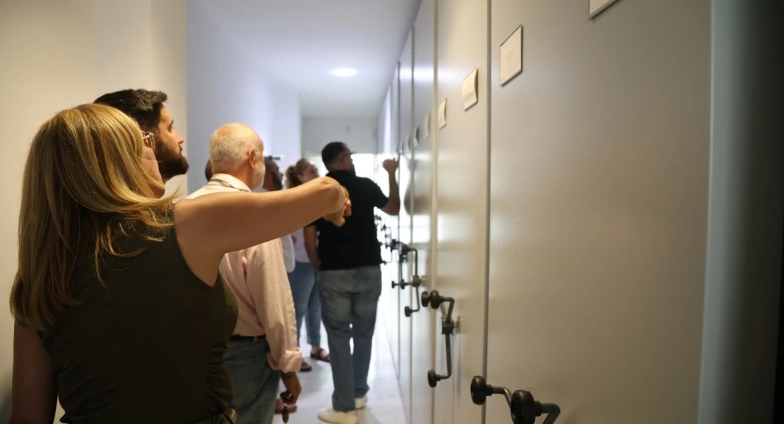 25 ayuntamientos aseguran su “tesoro documental” gracias a la Diputación de Badajoz
