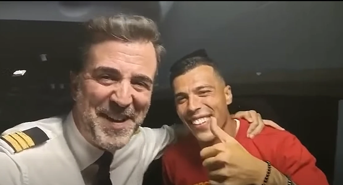 Pedro Porro envía un saludo a los bomberos del CPEI tras conquistar el Mundial