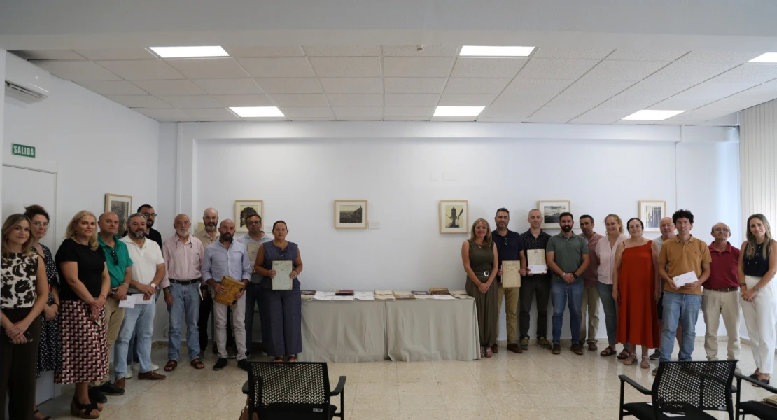 25 ayuntamientos aseguran su “tesoro documental” gracias a la Diputación de Badajoz
