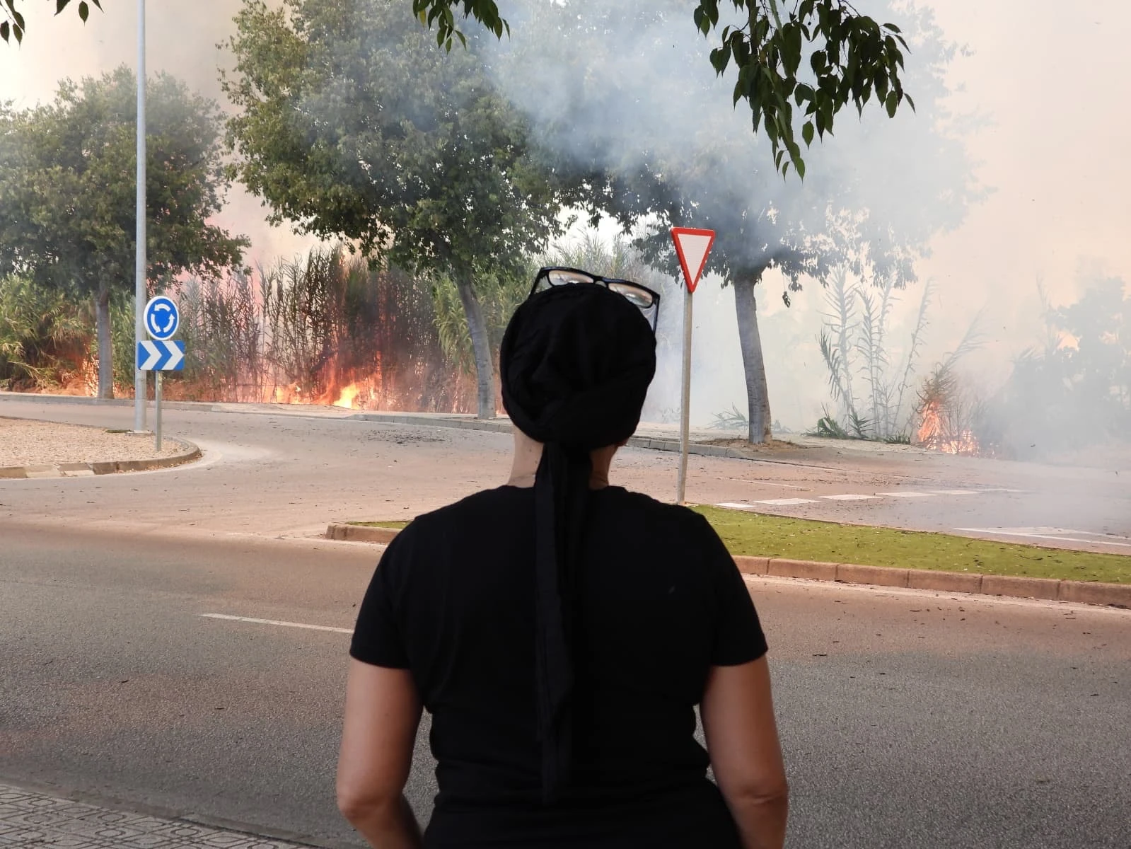 Imágenes del grave incendio la zona de Ronda Norte (BA)