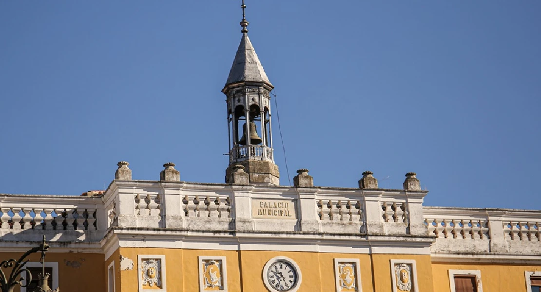 Piden que se reconozca con un espacio público la labor de estas tres mujeres en Badajoz