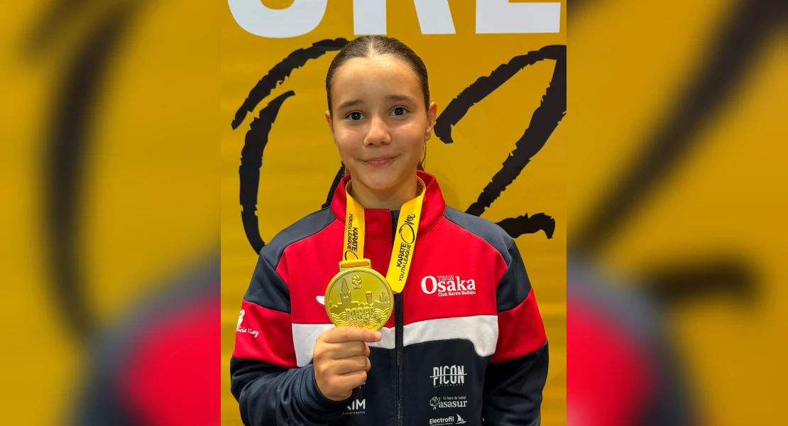 Valeria Rebollo debuta en la Karate Youth League llevándose el oro