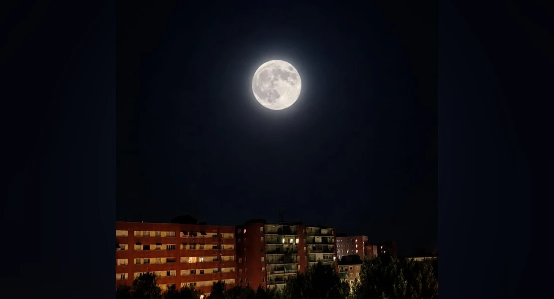 Así se vio la Luna de Ciervo en Badajoz