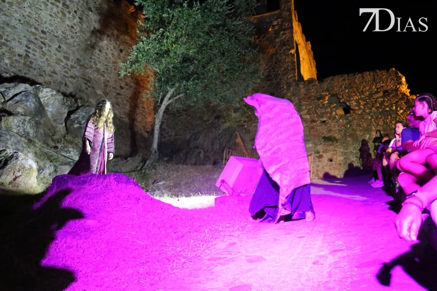 La Zaragutía Mora reaparece en Alconchel en una noche fantasmagórica