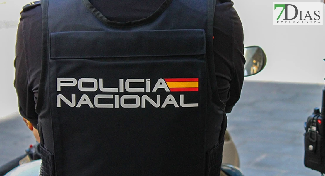 Detienen a una pareja como responsable por robos con violencia y estafa en Plasencia