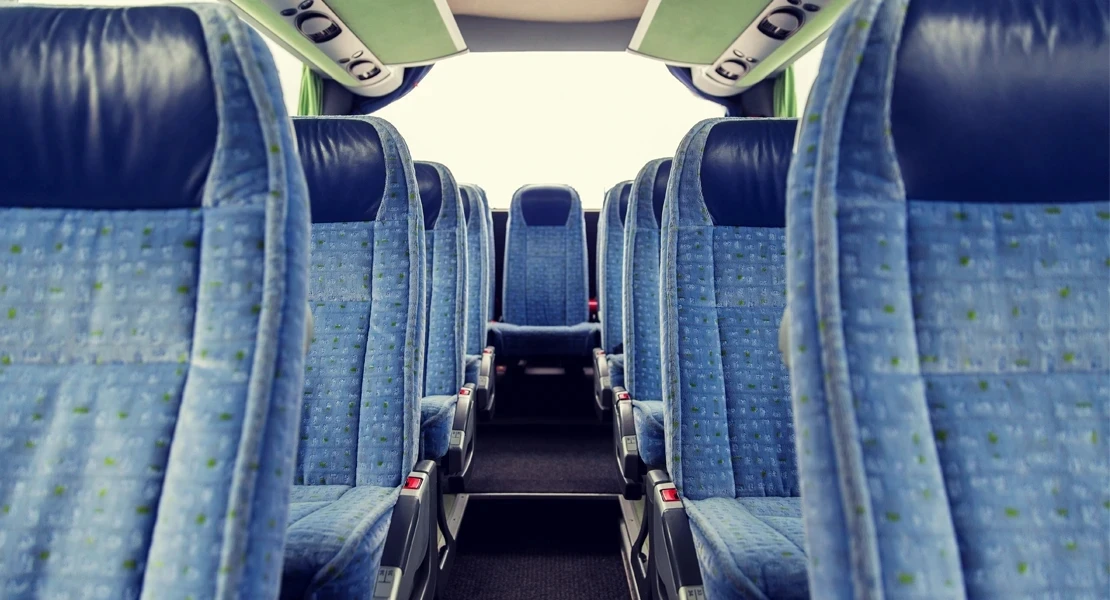 Muestran apoyo a las familias tras el problema del transporte escolar en Extremadura