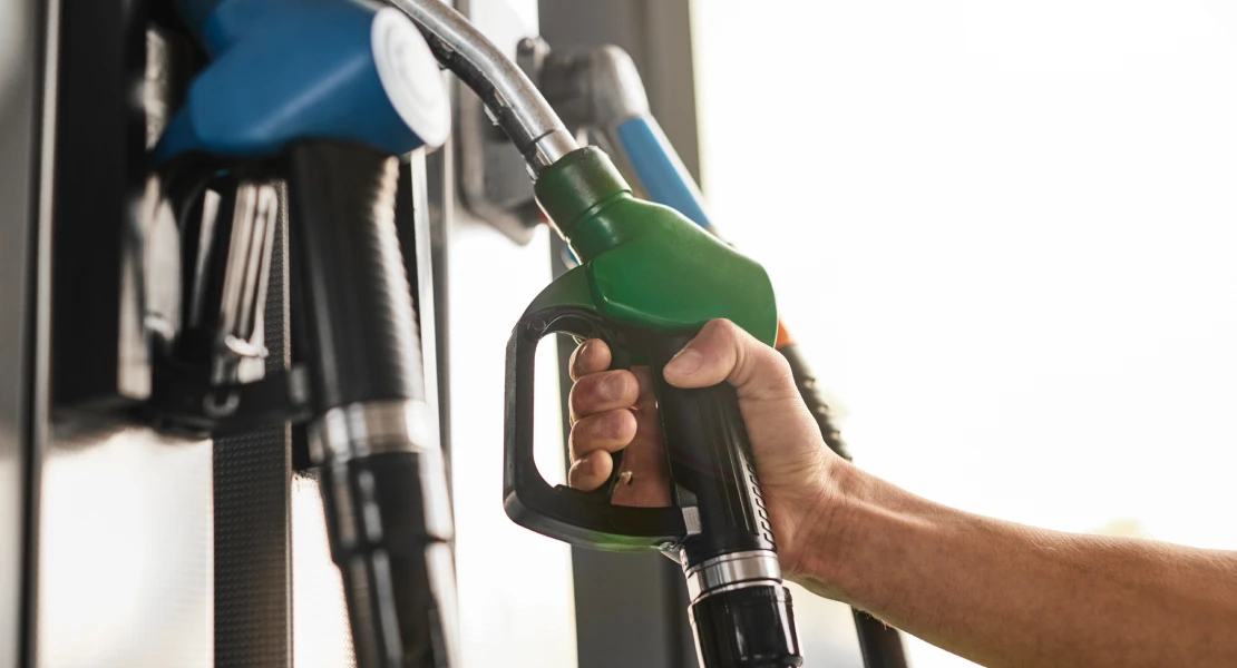 La operación retorno llega con el precio de los carburantes en su pico máximo del verano