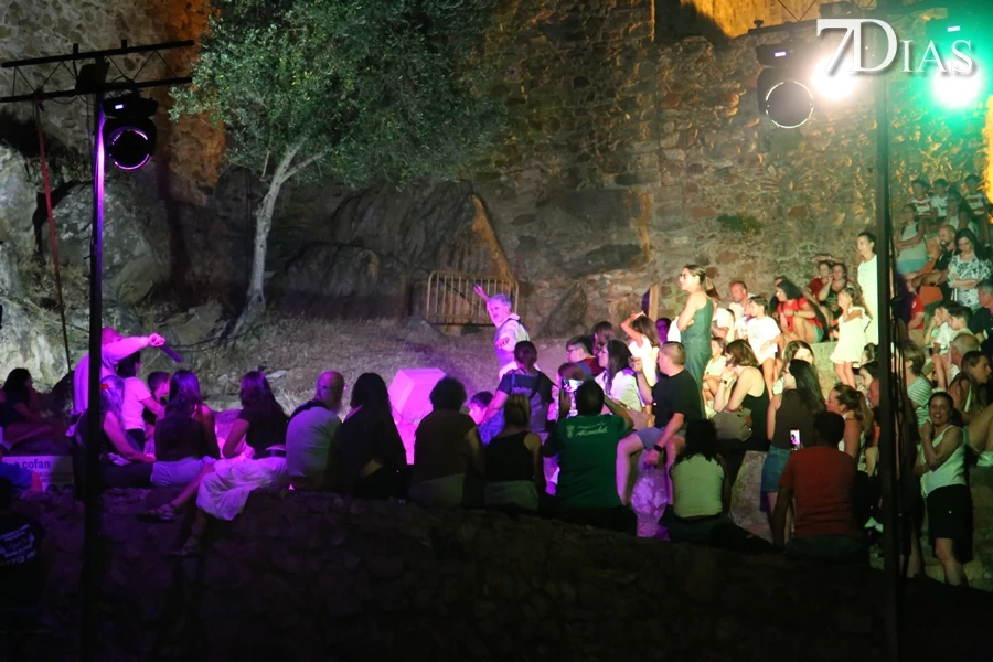 La Zaragutía Mora reaparece en Alconchel en una noche fantasmagórica