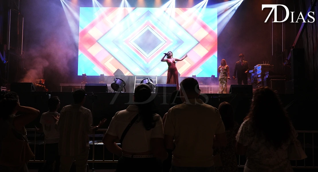 Villanueva del Fresno celebra sus ferias: Carlos Baute, multitud de actividades y mucha fiesta durante 5 días