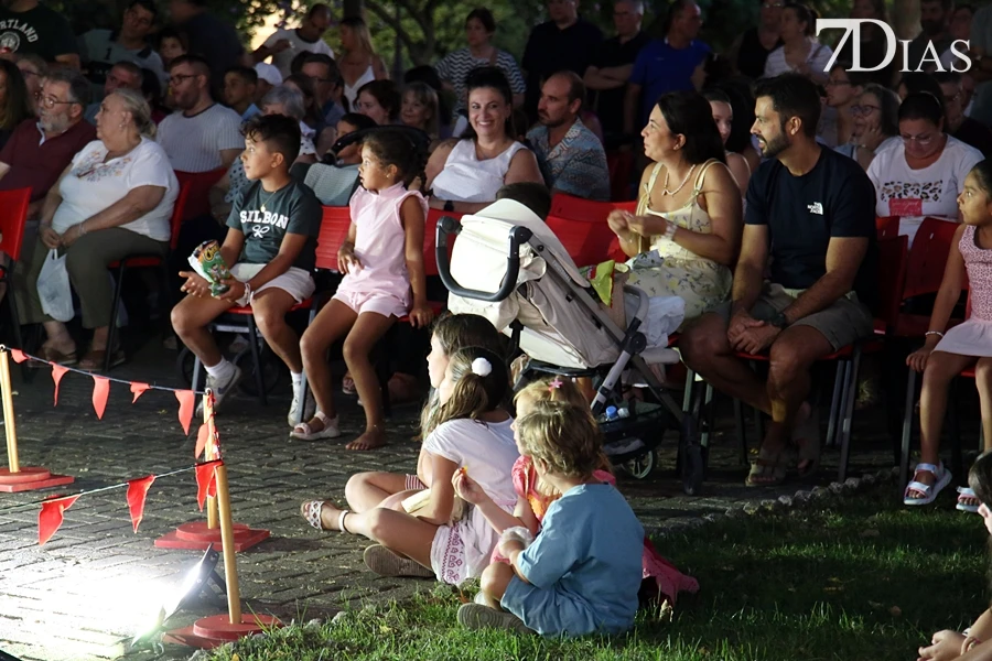 La Noche en Blanco sanvicenteña llena de música, baile y arte al municipio