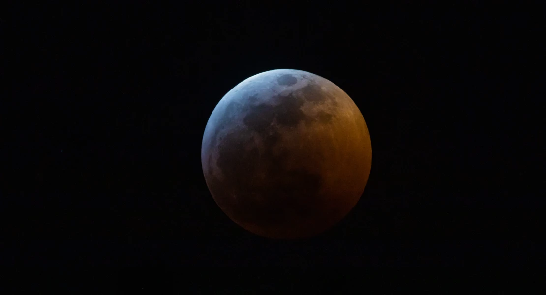 Eclipse lunar para despedir un agosto astronómico histórico